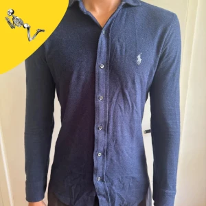 Polo Ralph Lauren skjorta  - Ralph lauren skjorta - Skick: Fint skick, inga defekter - Nypris: ca 1300kr - O&P