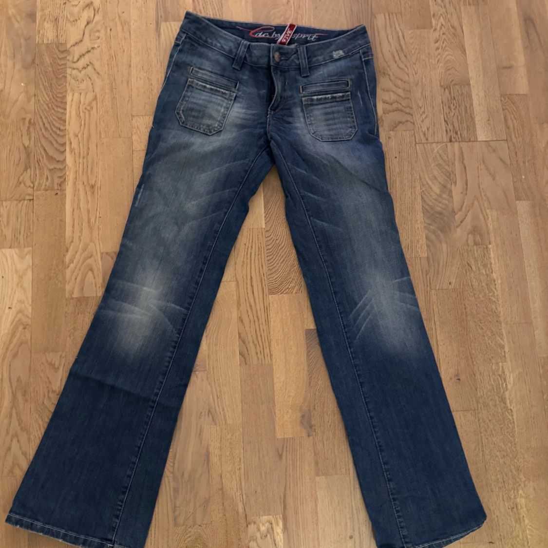 Blå bootcut jeans från Esprit