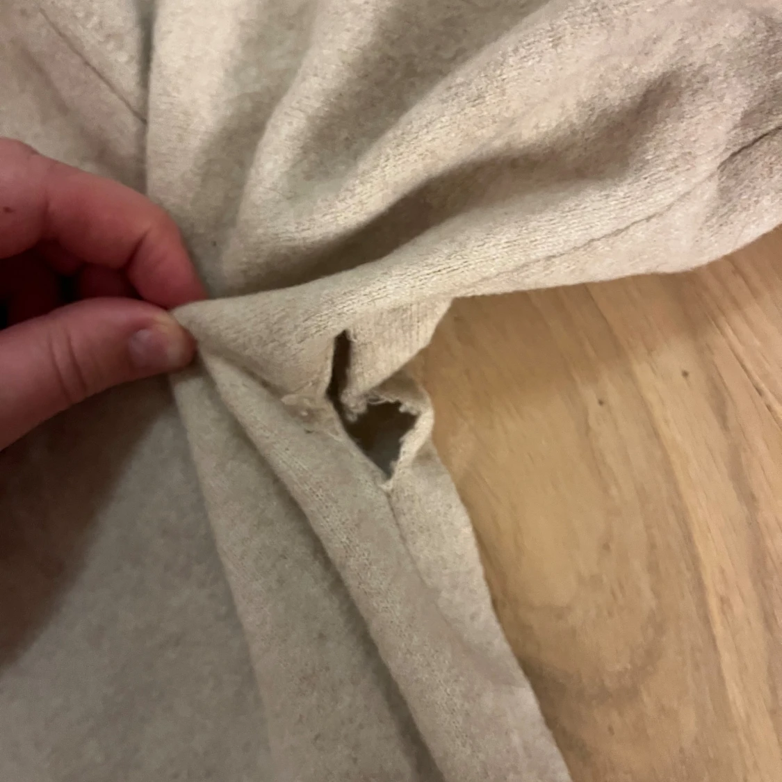 Beige ulltröja från GANT - 2