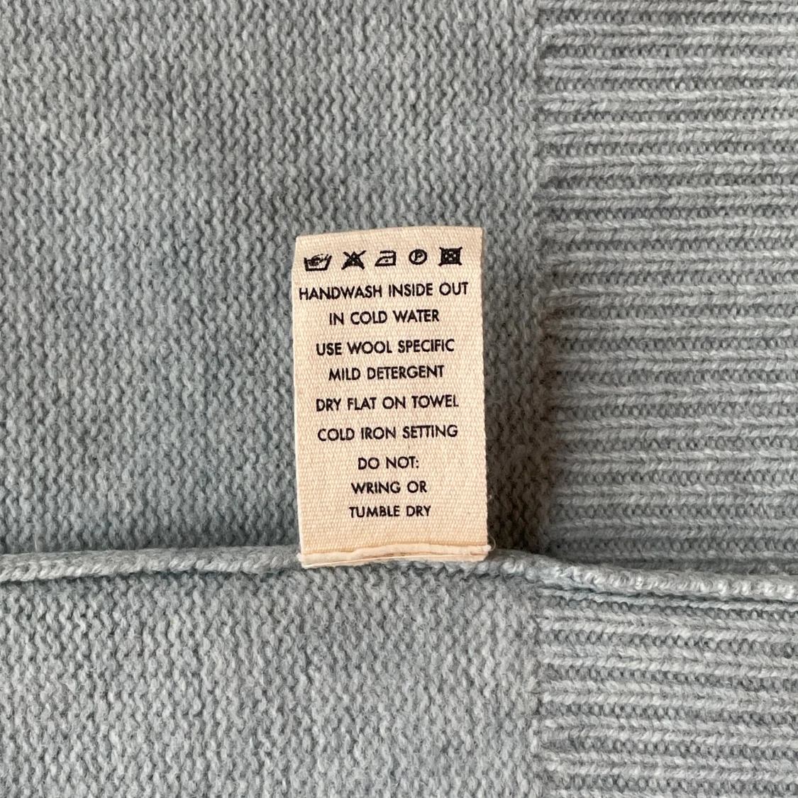 Ljusblå stickad tröja från A Day's March - 4