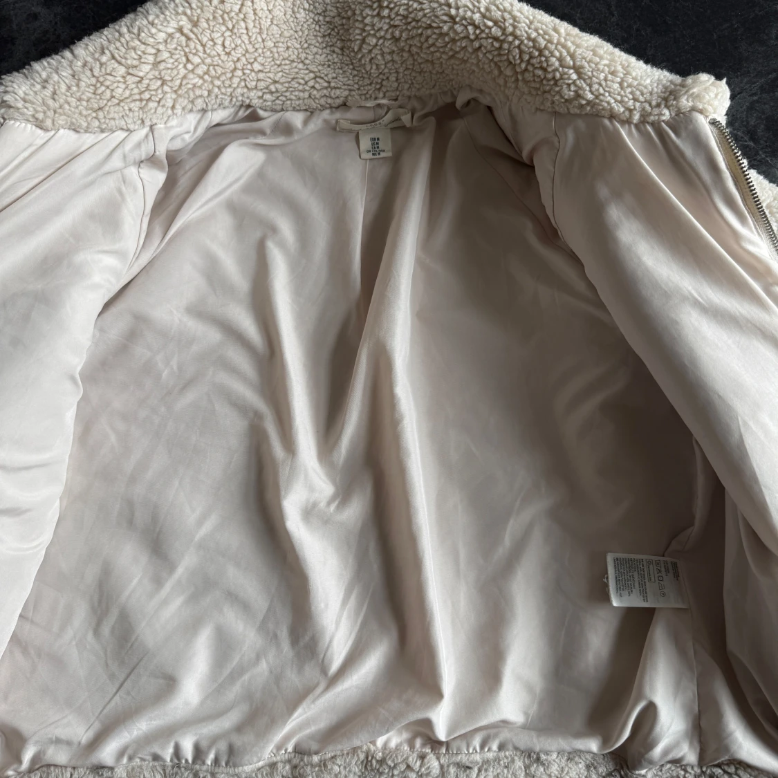 Varm Beige teddyjacka från H&M - 3