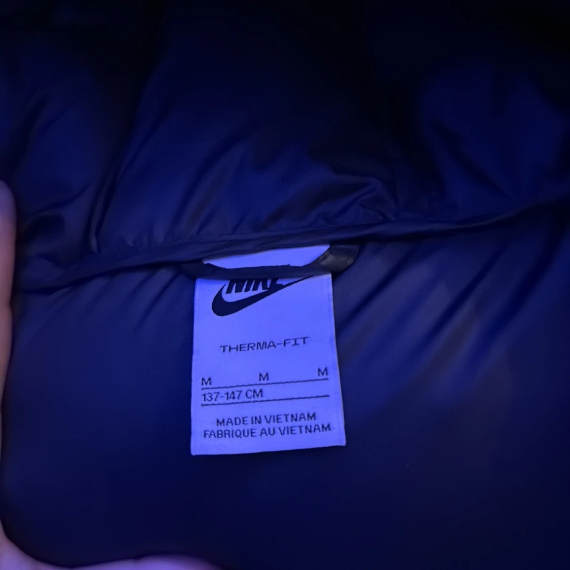 Svart dunväst från Nike Therma-Fit - 3