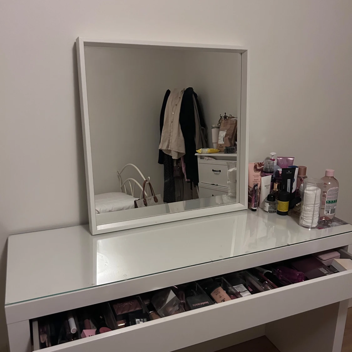 Sminkbord från IKEA