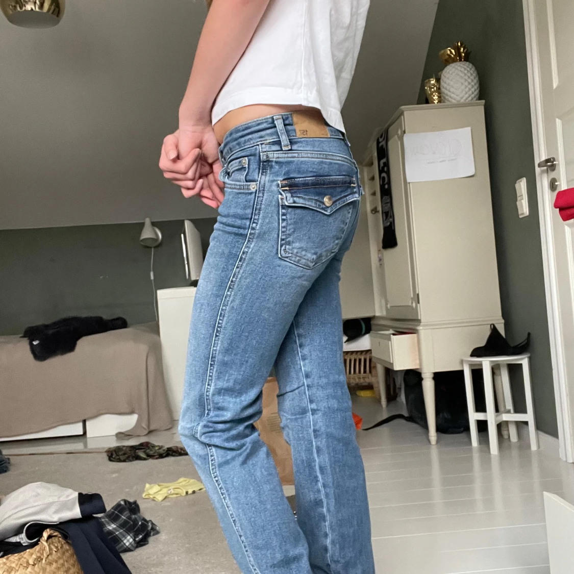 Blåa bootcut jeans  - 1