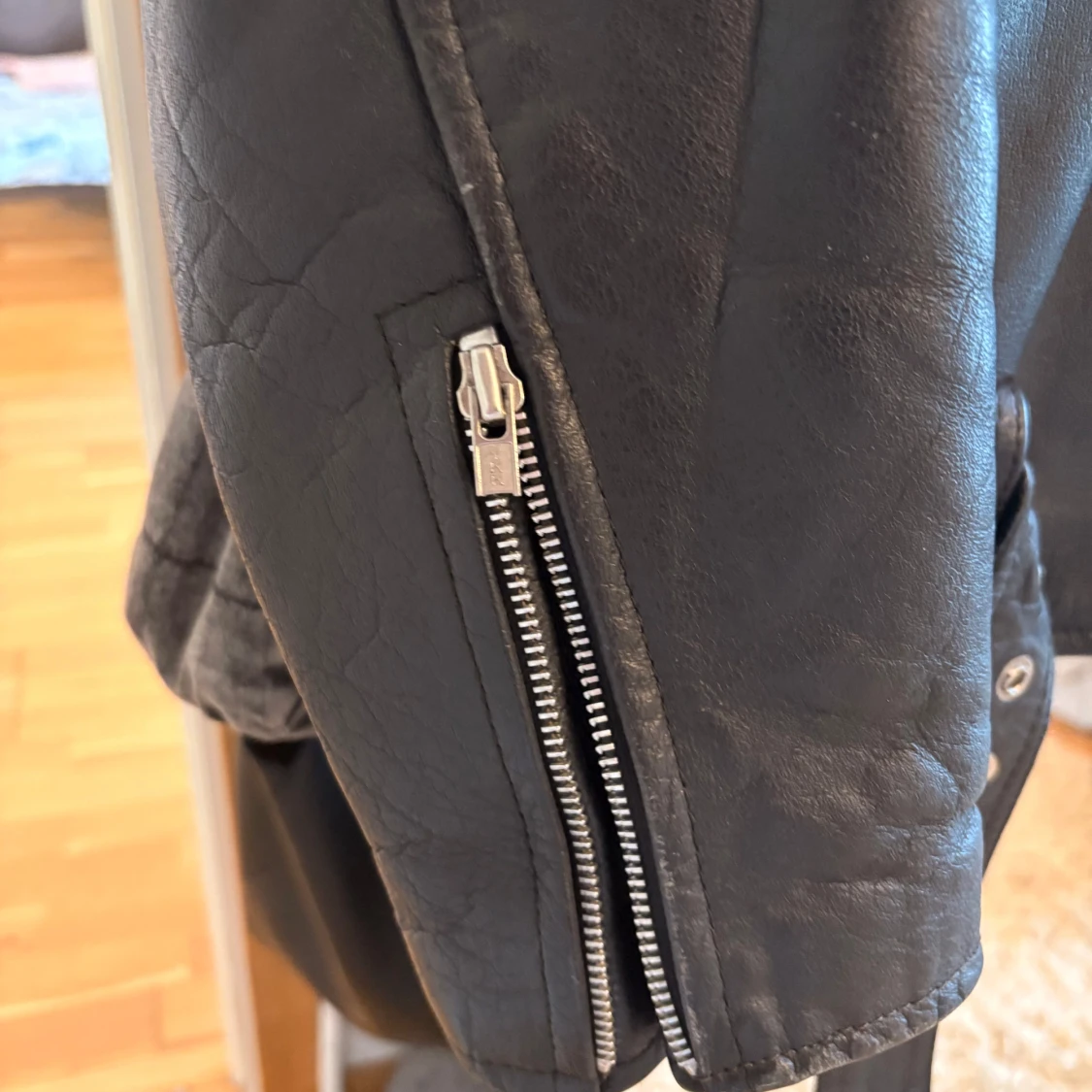 Äkta läder jacka - 1