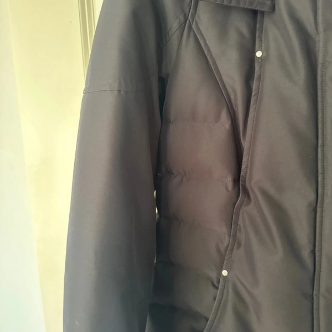 Svart dunjacka från Moose Knuckles - 2