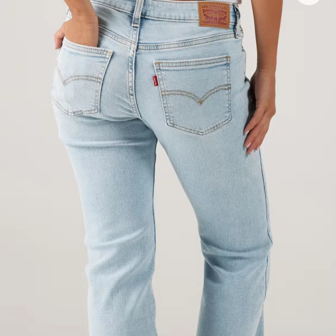 Lågmidjade levis jeans  - 2