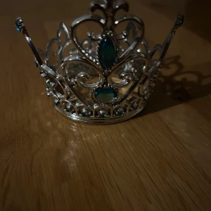 Tiara - Fin tiara för små prinsessor