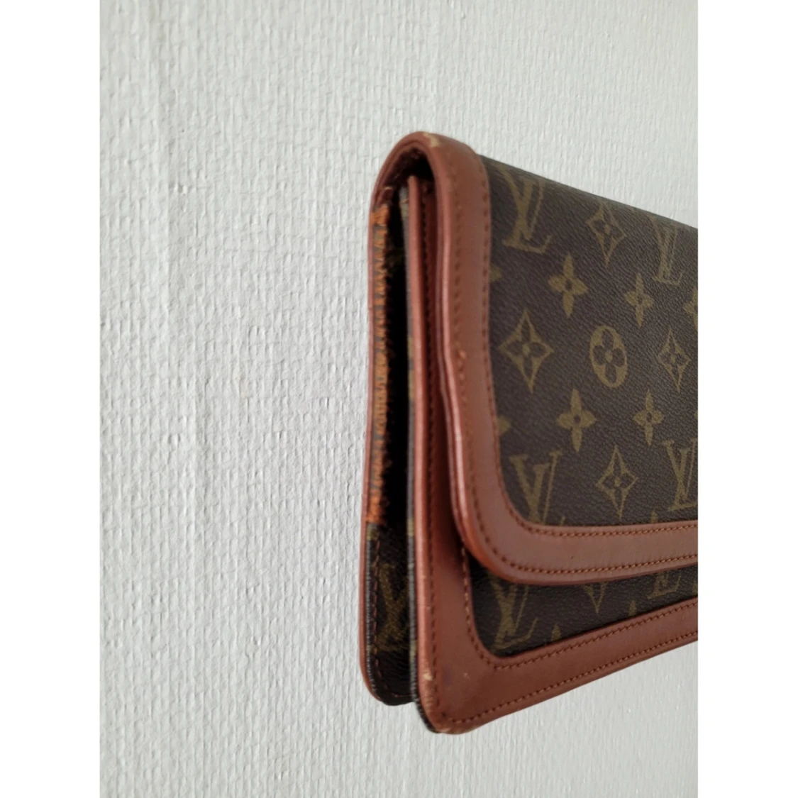 Louis Vuitton Clutch  - 2