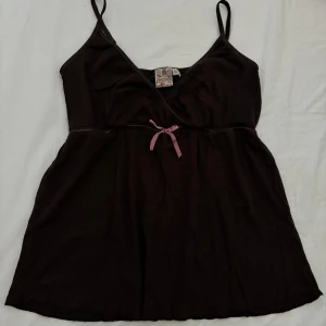 Linne - Jättefint linne, storlek m men passar också s 🤍