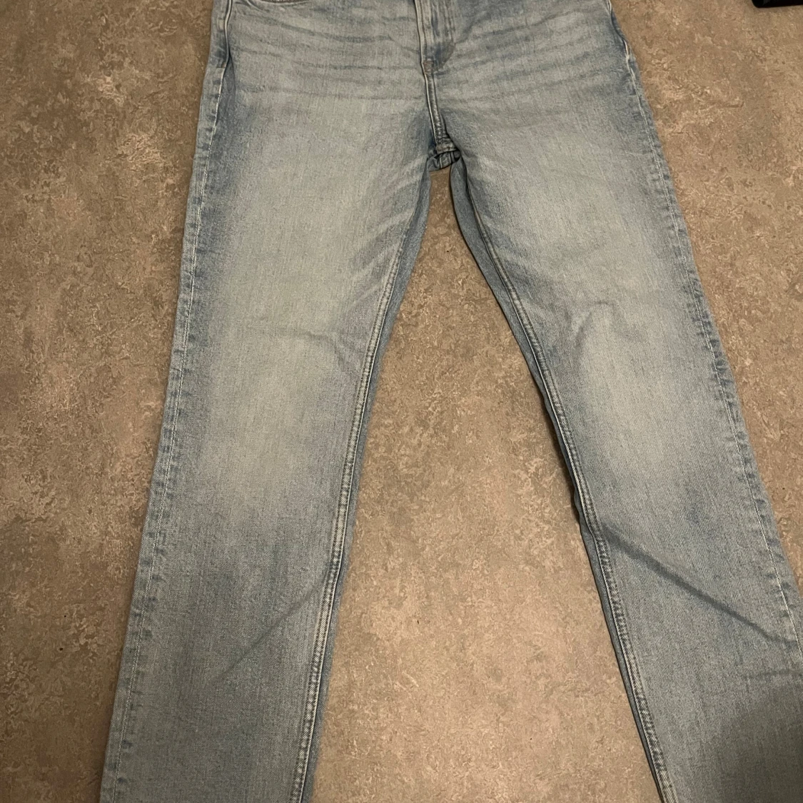 Ljusblå slim jeans från H&M