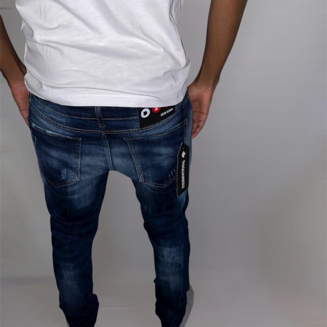 Dsquared jeans strl 48 blå - 1