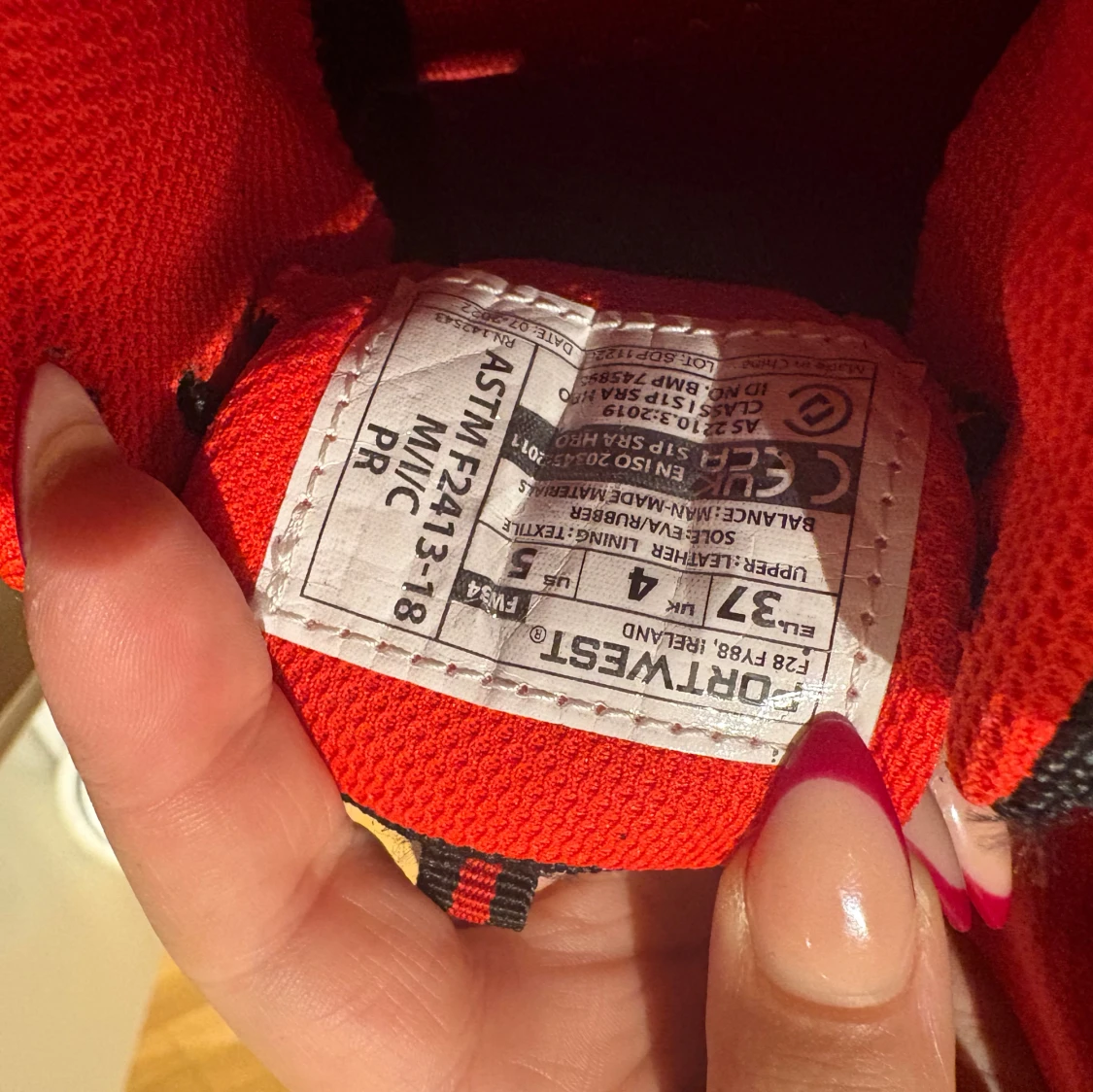 Portwest Steelite Lusum skyddsskor svart/röd - 1