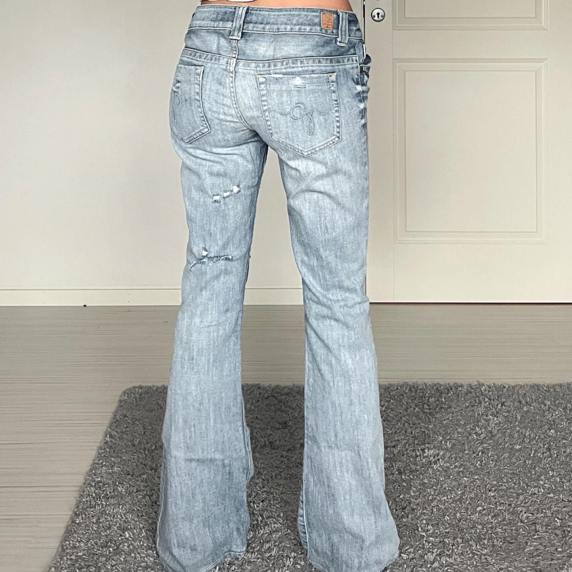 Guess Jeans - 1
