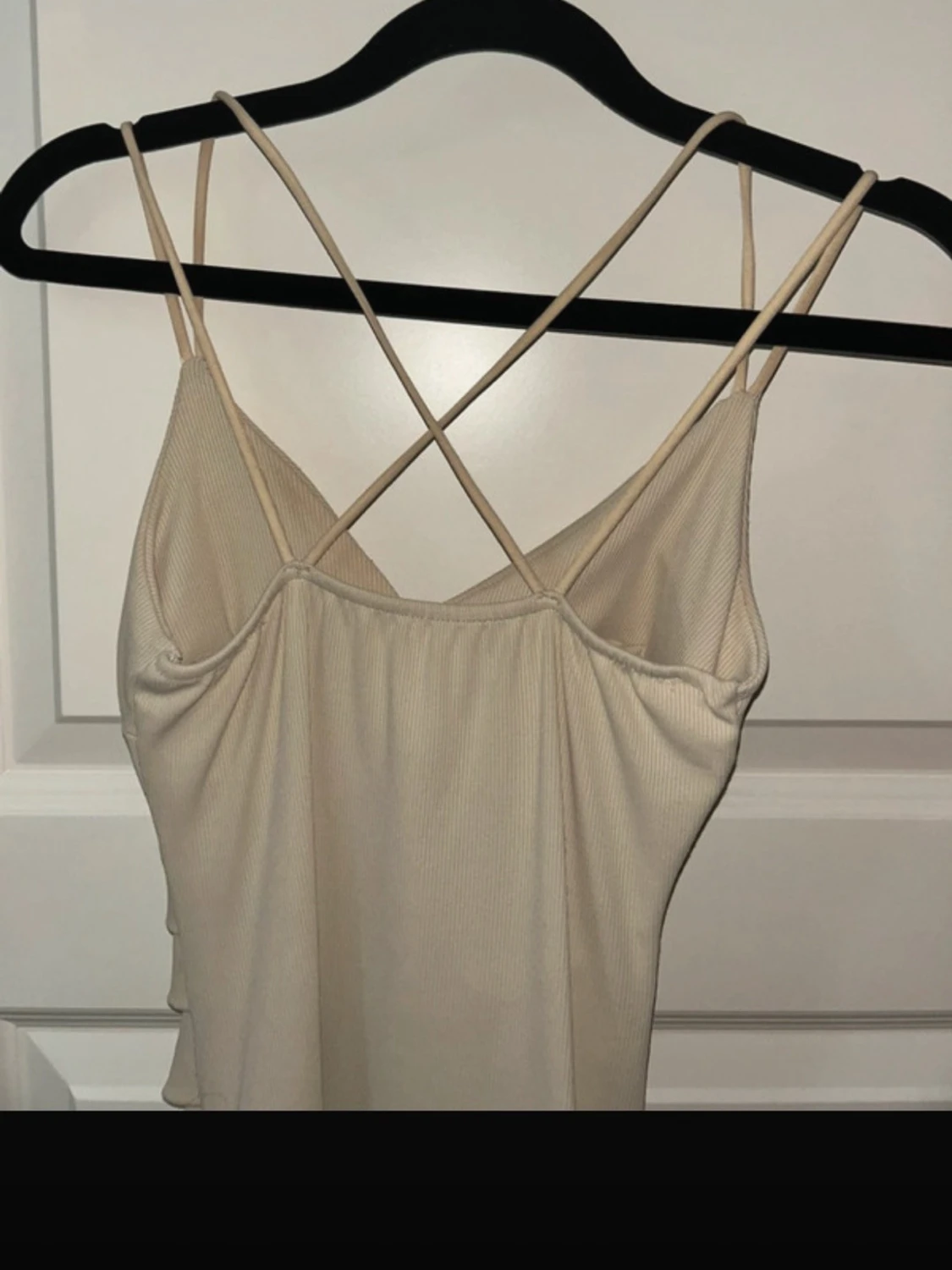 Beige ribbad kortklänning med omlott - 3