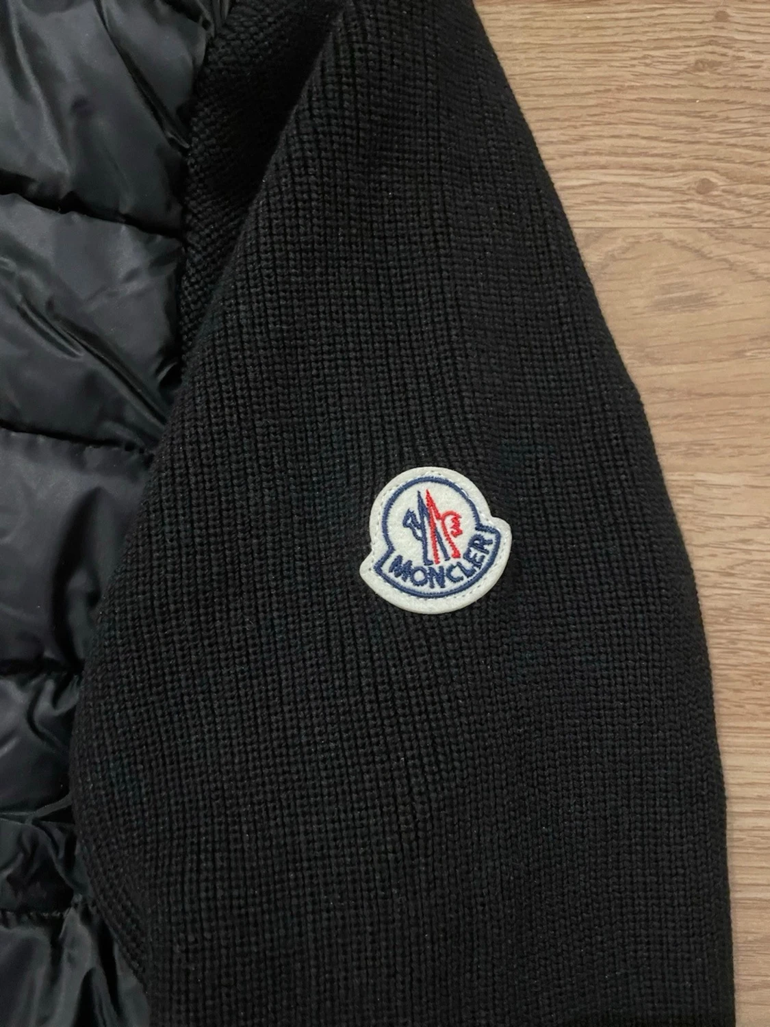 Svart Moncler cardigan  2XL passar M/L - 1