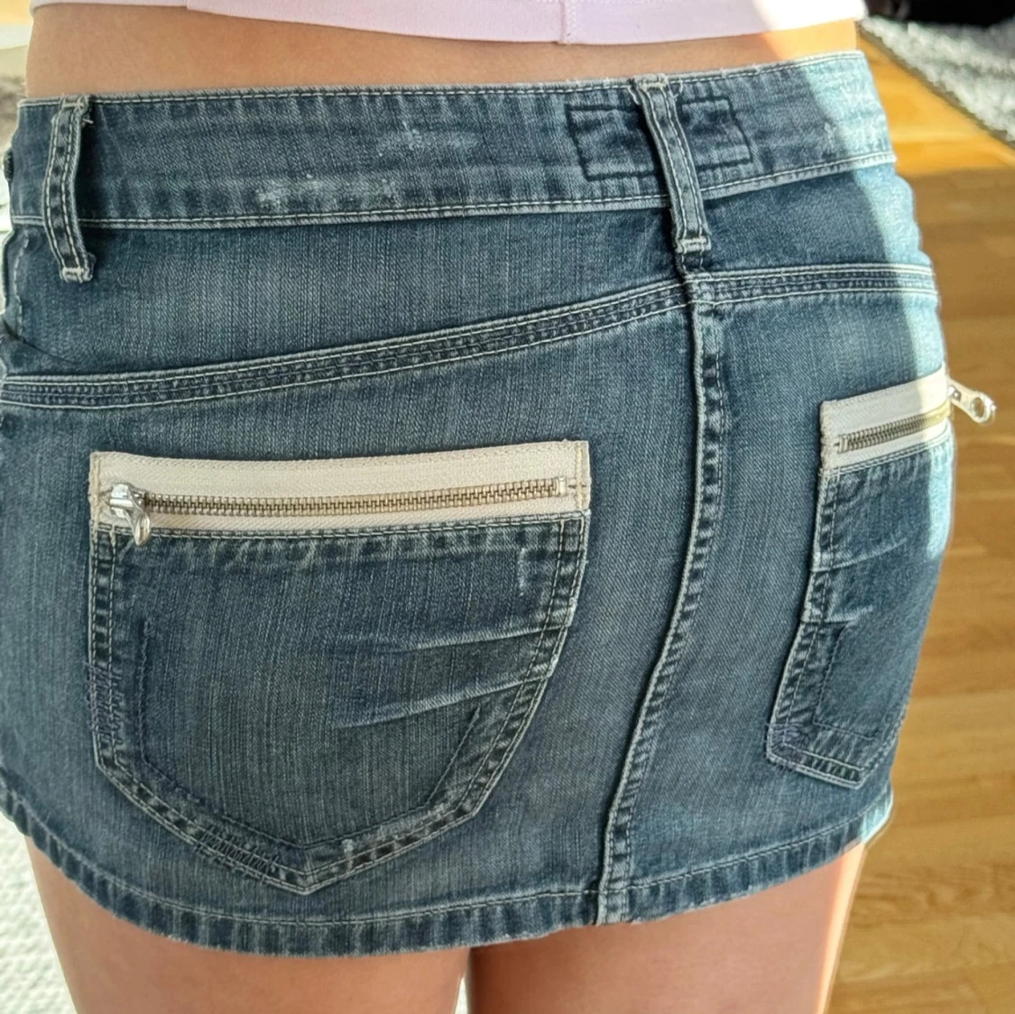 Jeanskjol med dragkedjor!! - 2