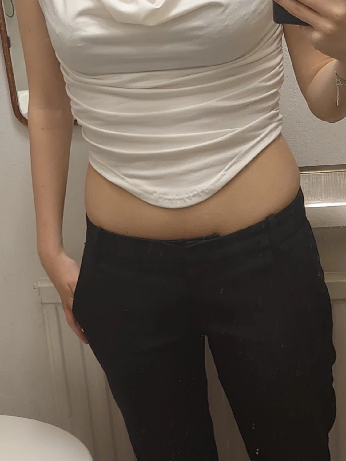 Vit croppad linnetopp med drapering - 1