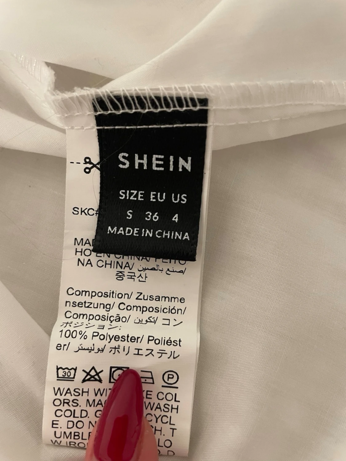 Vit blus med knyte - 2