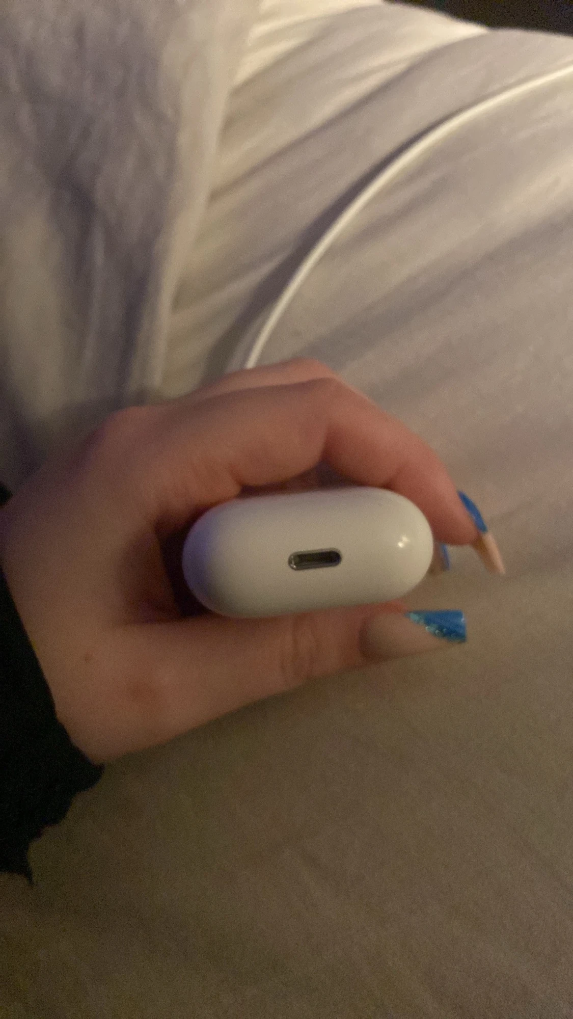 Apple AirPods (2nd generation) - 2