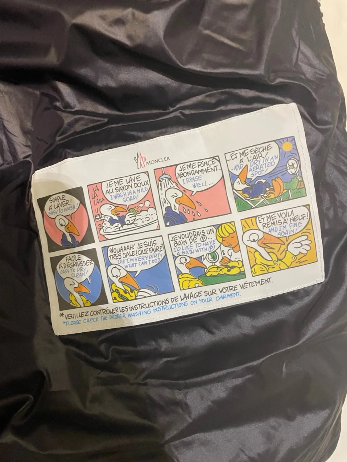 Svart Moncler dunjacka - 2
