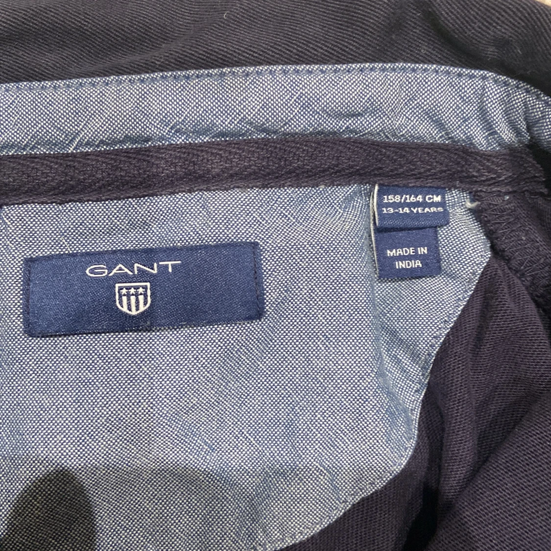 Mörkblå pikétröja från GANT - 1