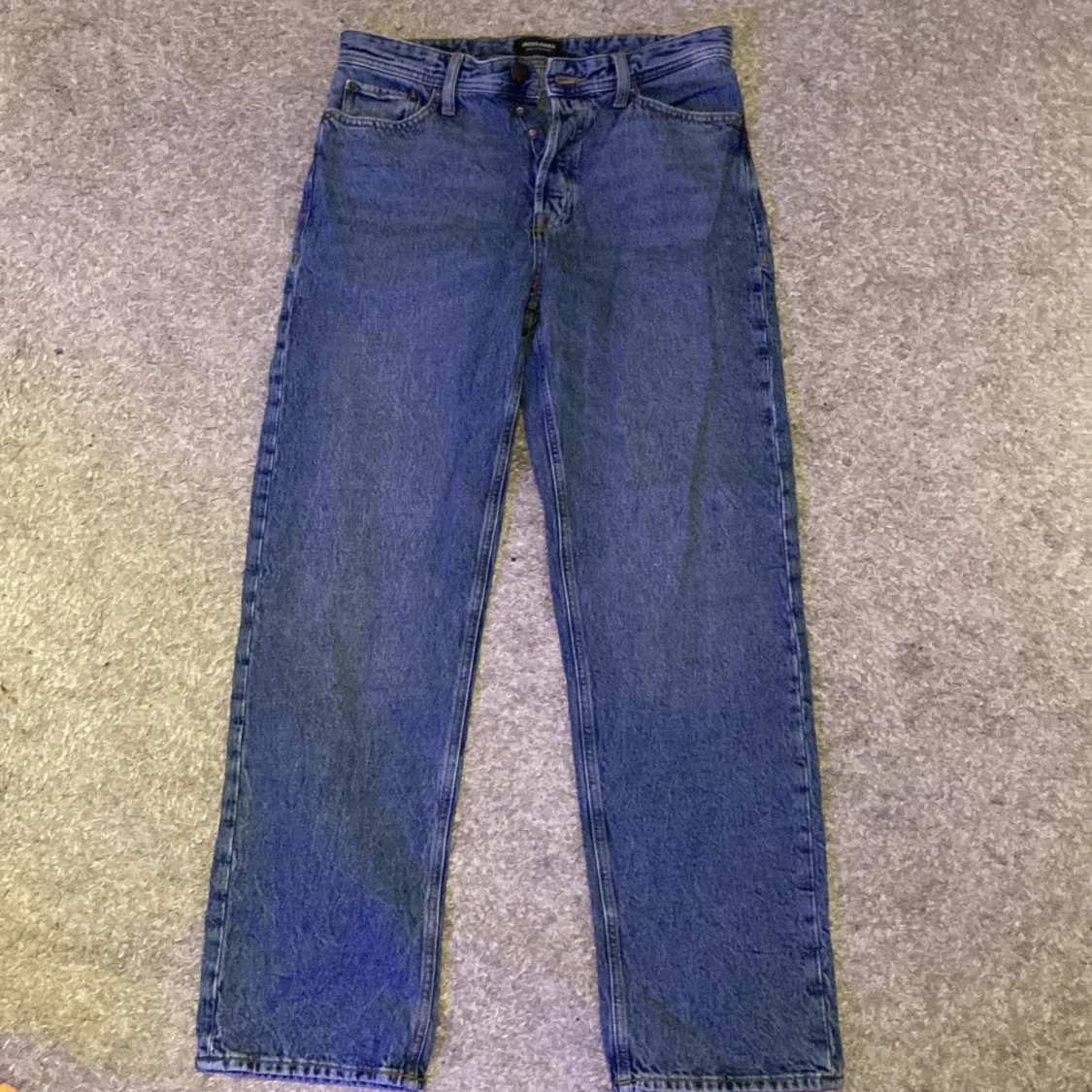 Jack and Jones jeans mörk blåa