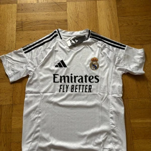 Real madrid fotbollströja - Oanvänd fotbollströja