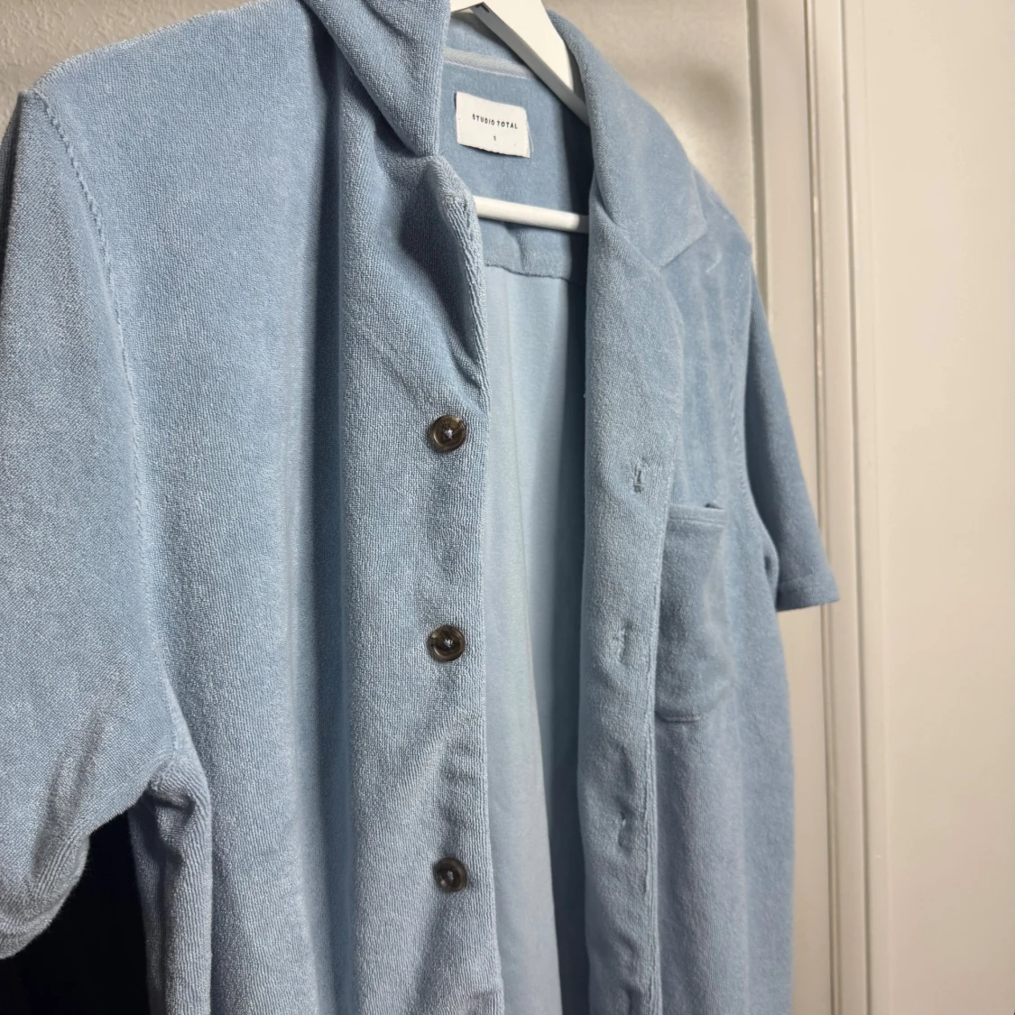 Ljusblå frottéskjorta Studio Total - 2