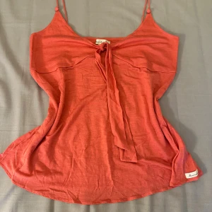 Abercrombie & Fitch silk blend babydoll top - Mjukis materialet passar S/M coral pink