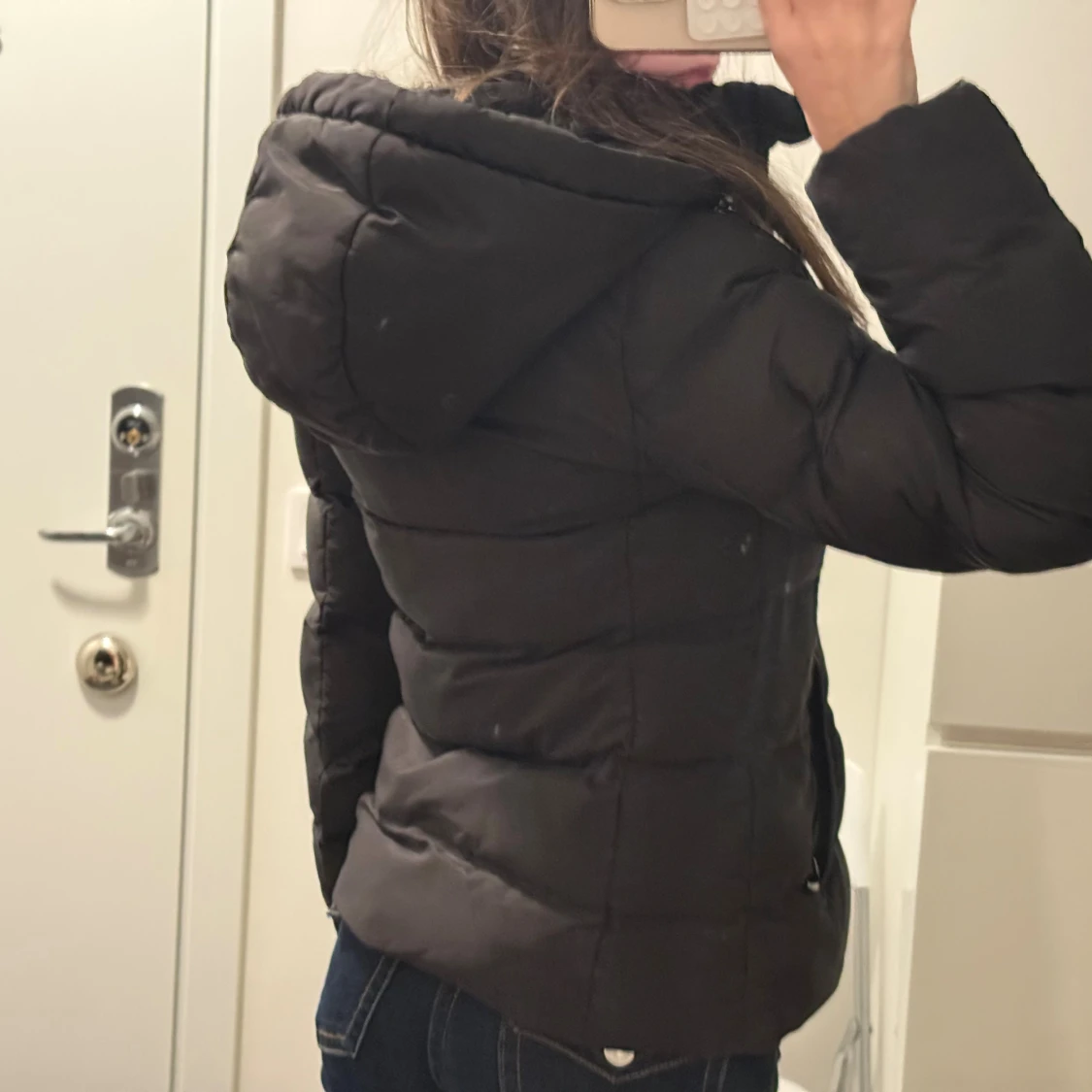 Fin svart pufferjacka från Zara - 3