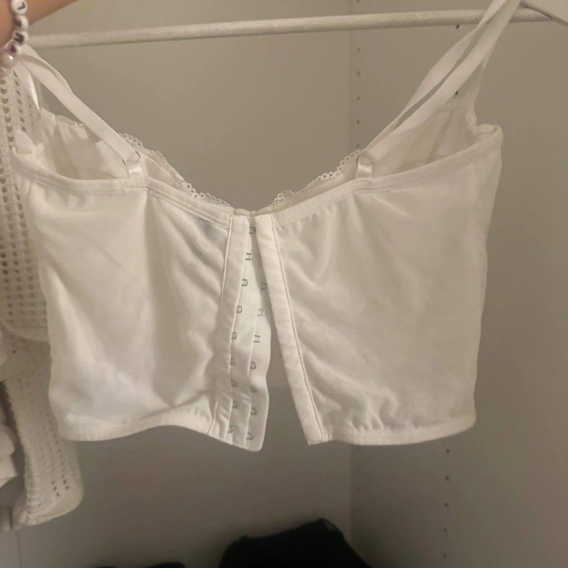 Vit spetskorsett från H&M Divided - 1