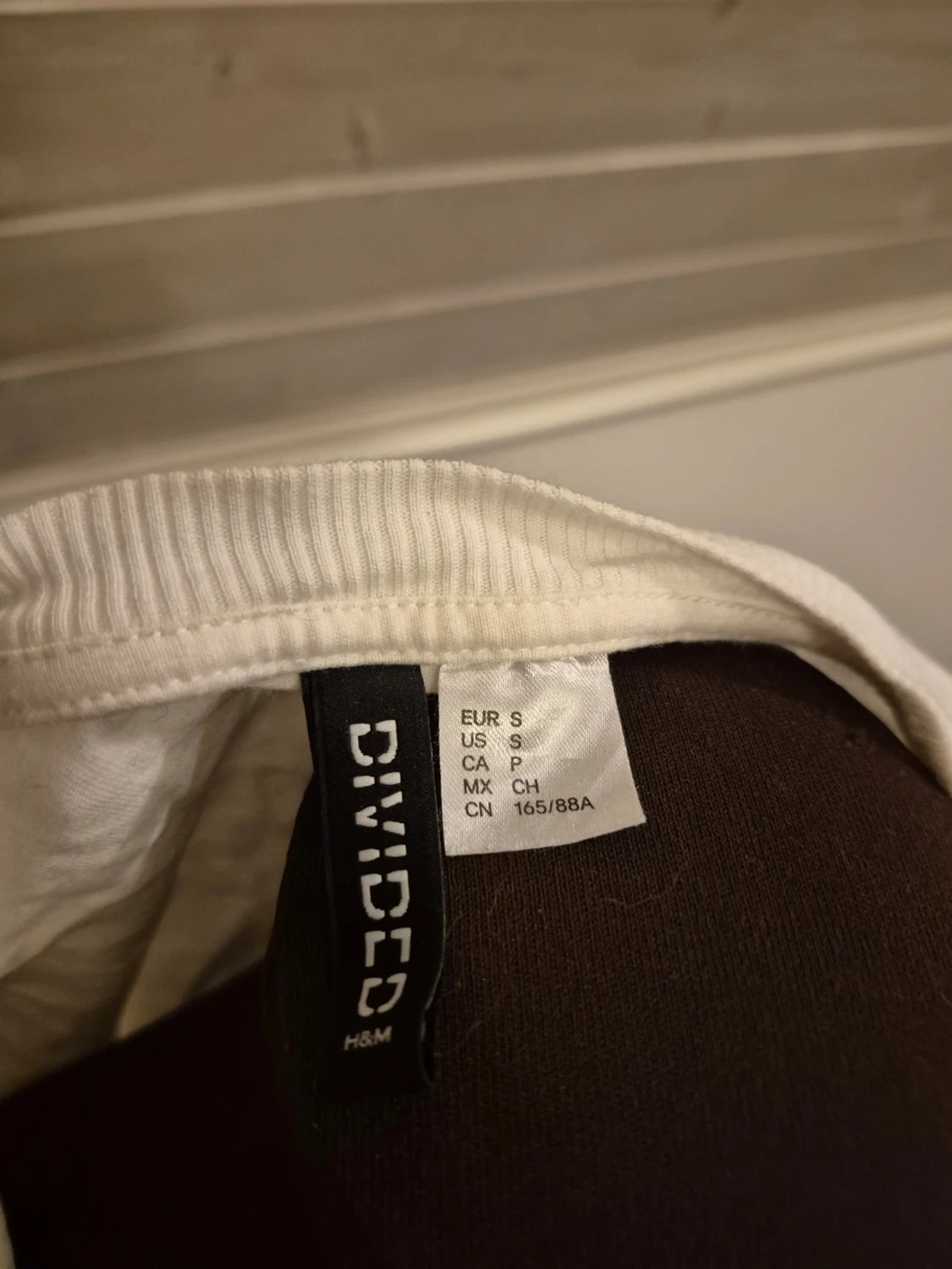 Croppad t-shirt  - 2