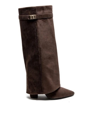 Bruna mockastövlar  - Säljer dessa fina boots då jag inte får så mycket användning för dom. Endast använda en gång!