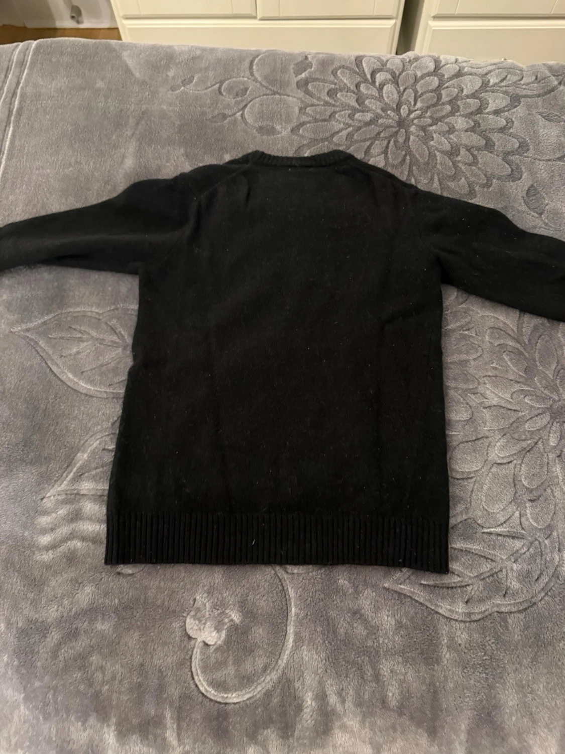Svart stickad tröja från Lindbergh - 2
