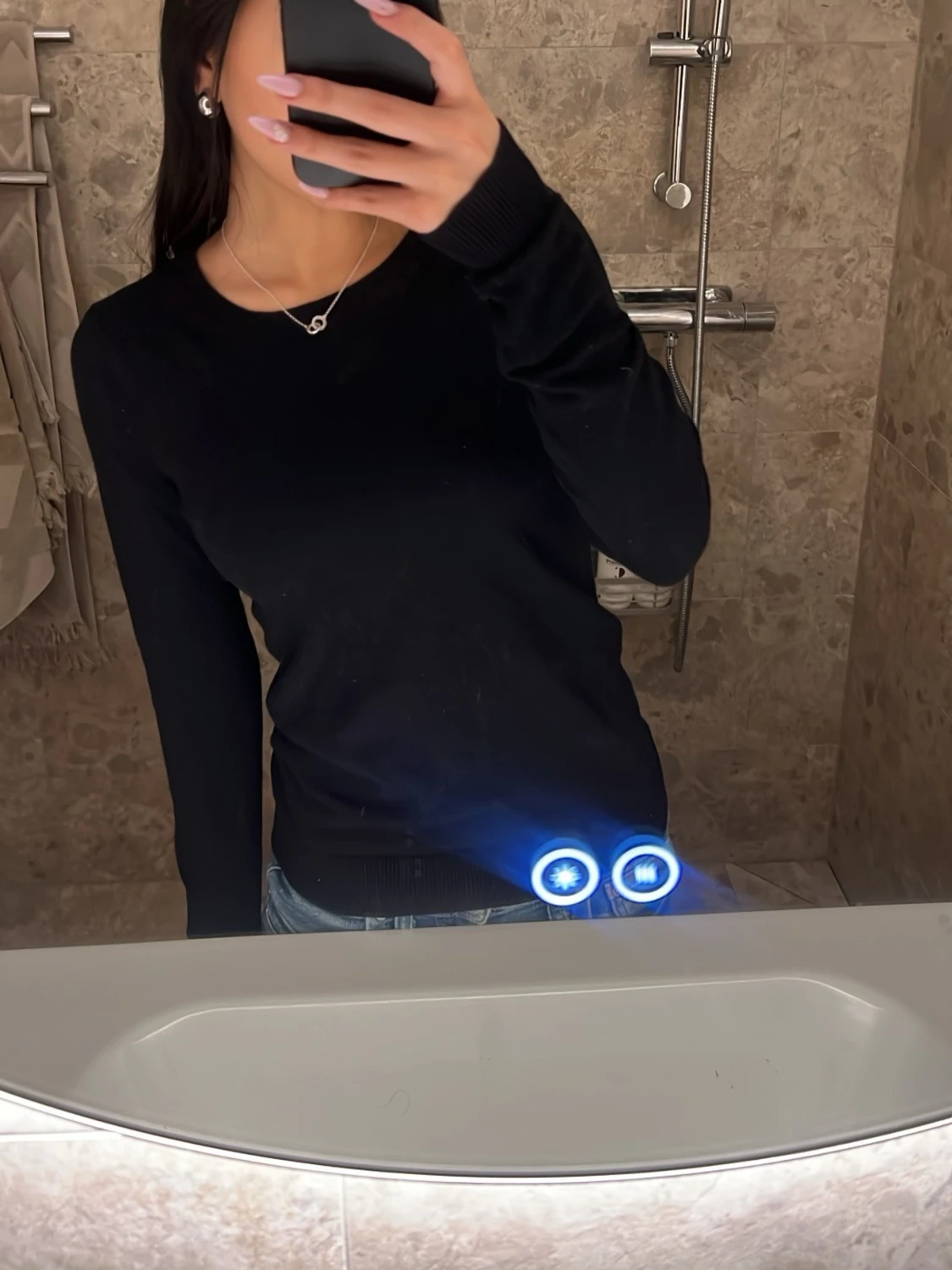 Svart basic tröja - 2