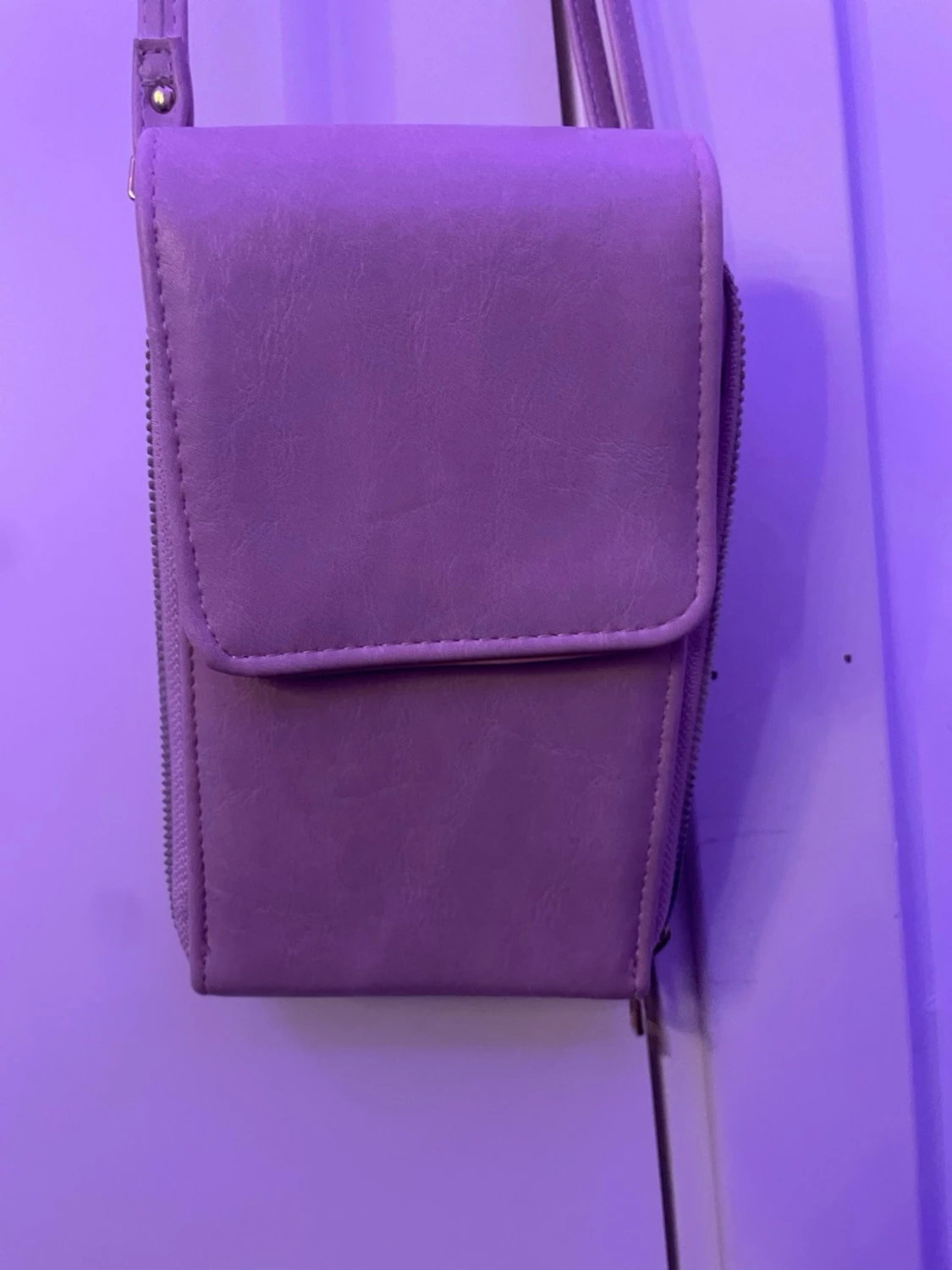 Ljusrosa axelväska med dragkedjor - 5