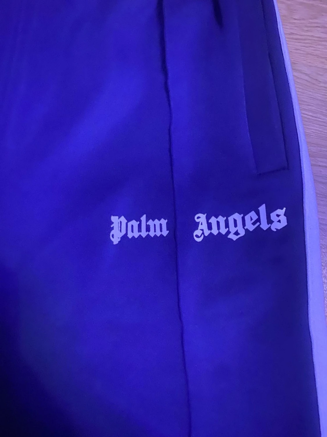 Palm Angels navy  mjukisbyxor med vita ränder - 3