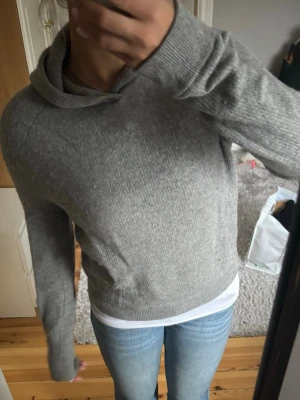 Zadig hoodie - Zadig cashmere hoodie. Nypris 3.500 kr. Storlek S❤️