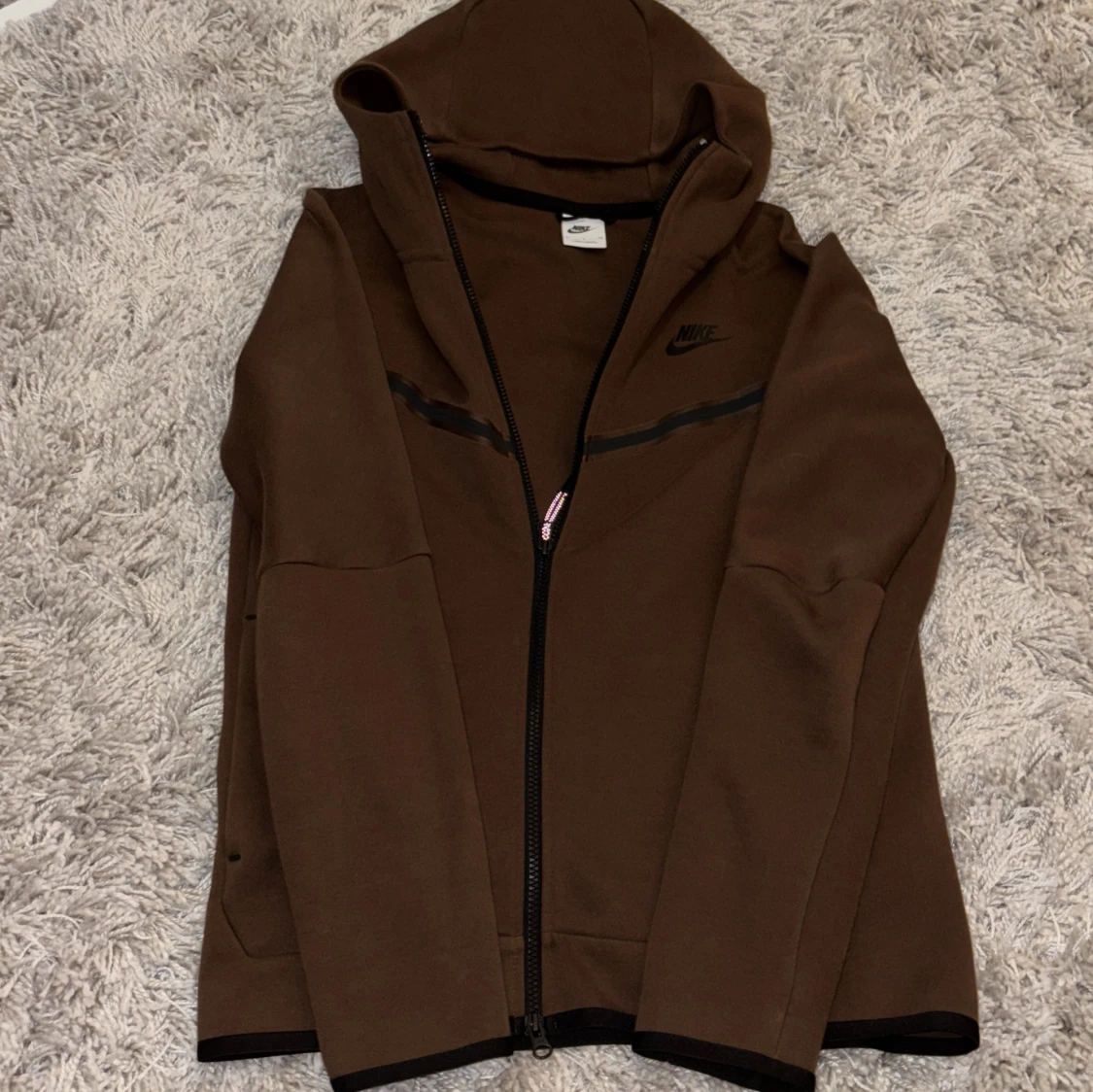 Brun Nike hoodie med dragkedja S