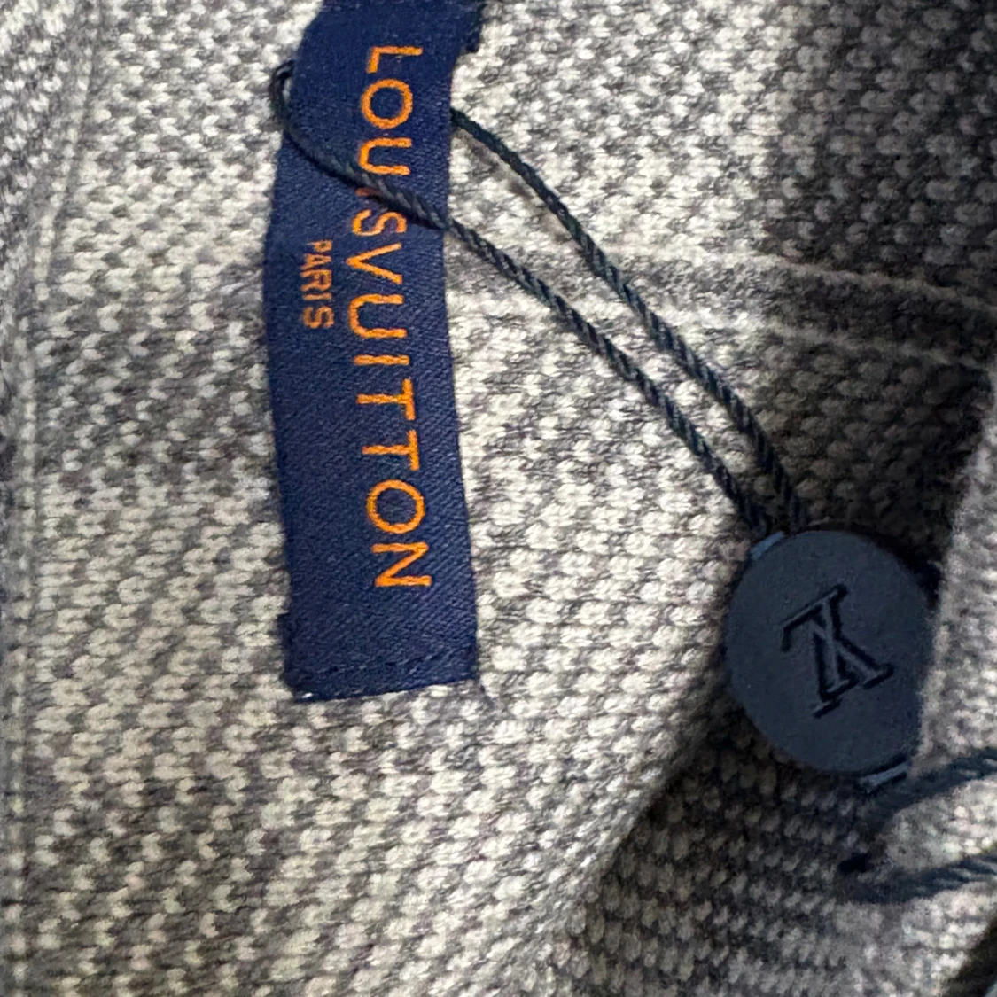 Grå rutig mössa från Louis Vuitton - 4