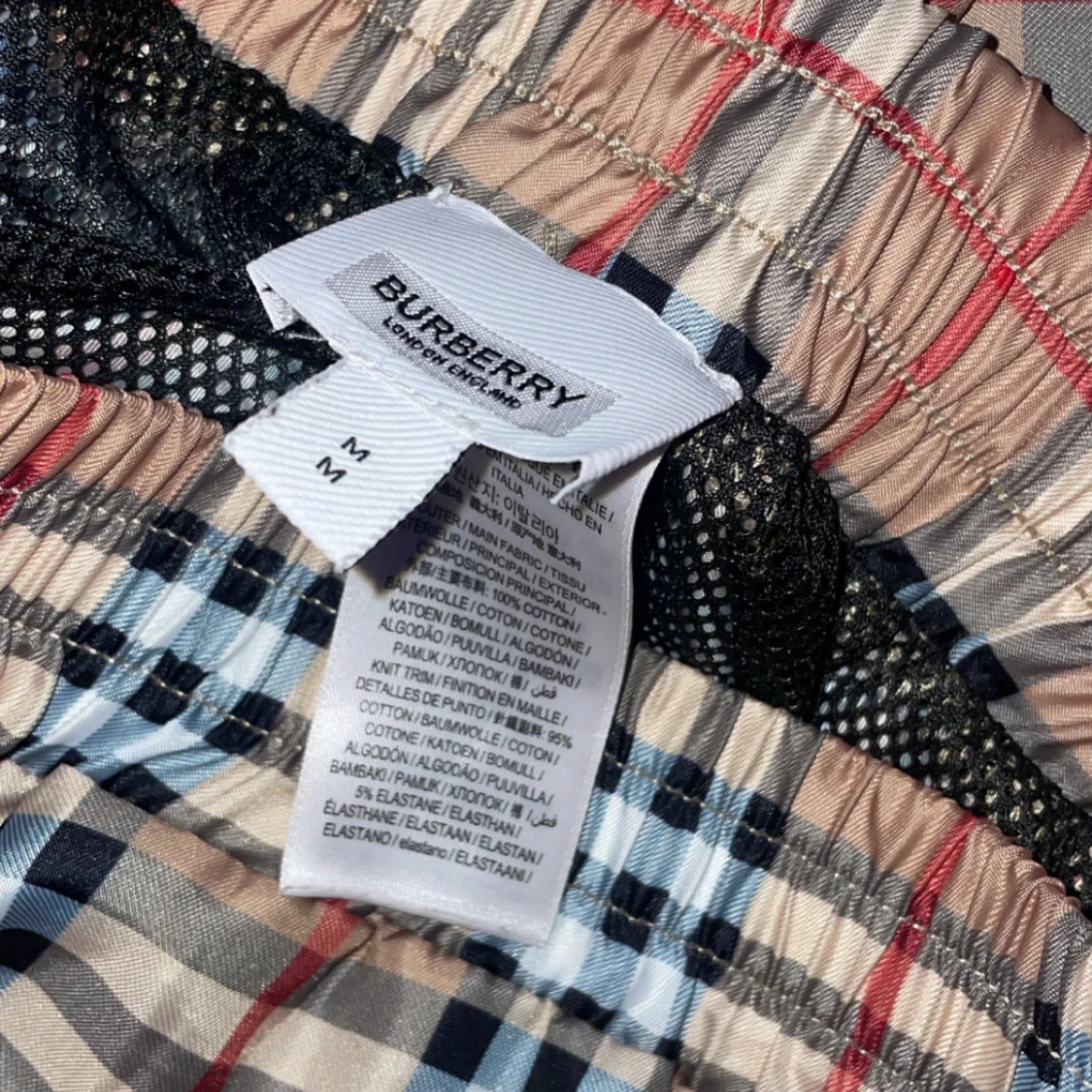 Rutig Burberry shorts i bomull