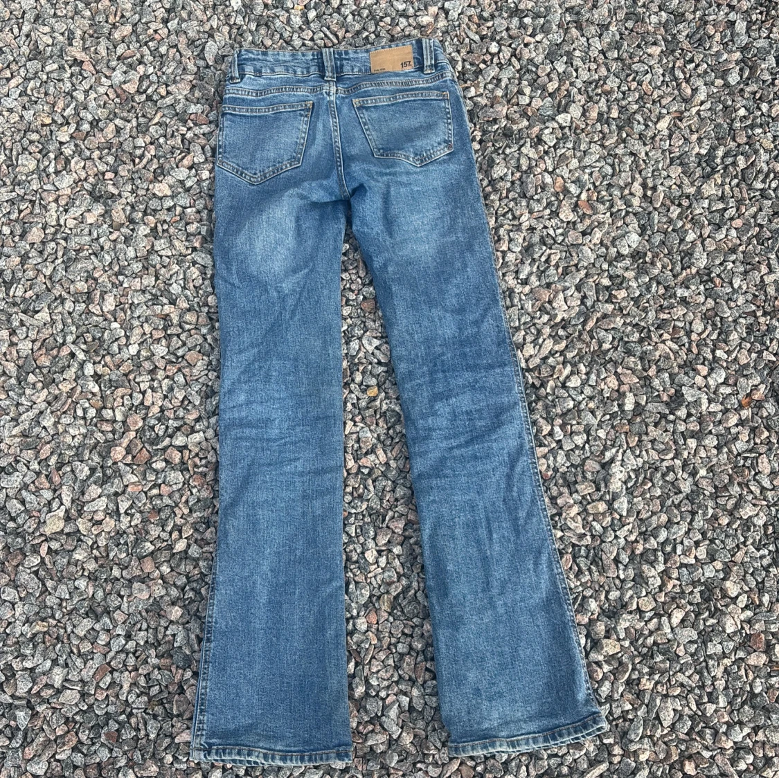 Blå bootcut jeans från 157 - 2