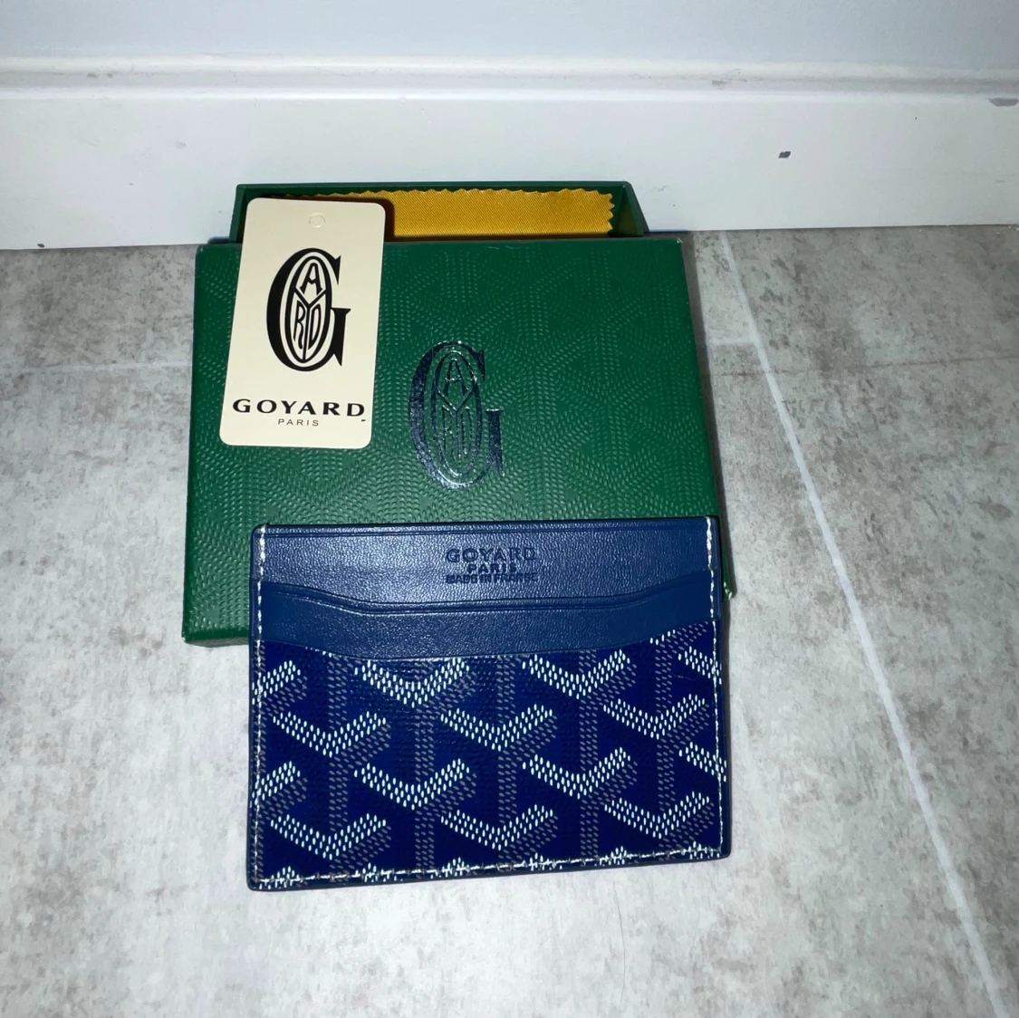 Mörkblå korthållare - 1