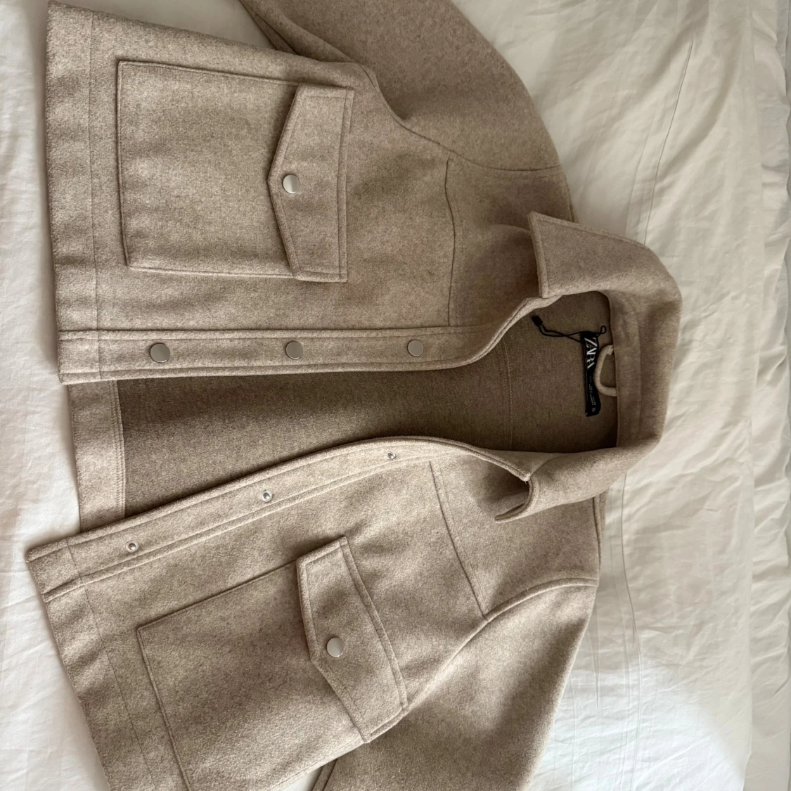 Beige overshirt från Zara - 1