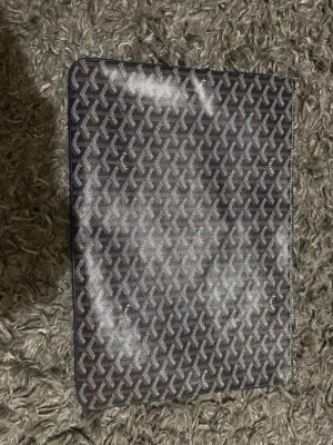 Handväska  - Riktig fett och ny