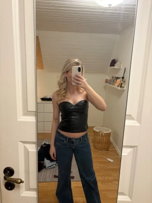 Läder topp - Knappt använd💞