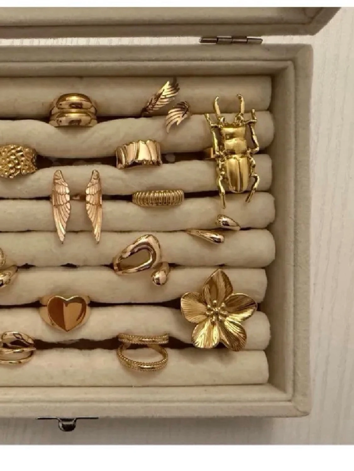 Alla som köper minst 2 ringar får en slumpmässigt ring på köpet  - 1