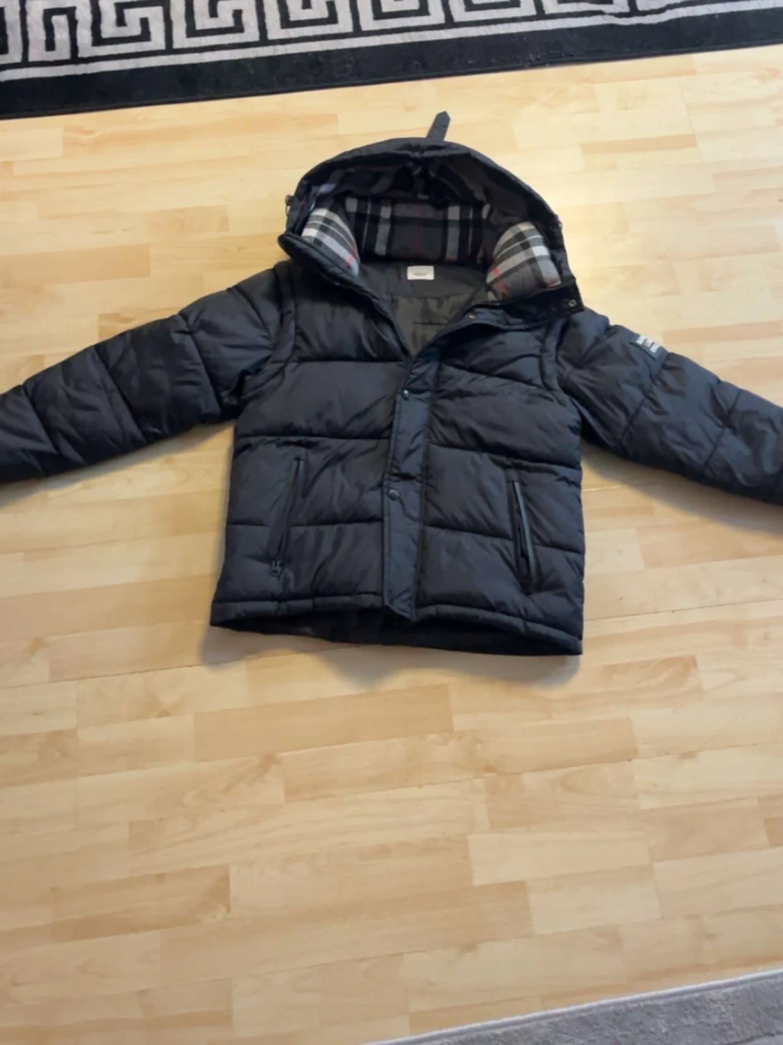 Burberry puffer