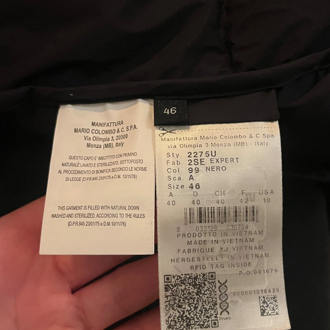 Svart dunjacka från Colmar med huva - 3